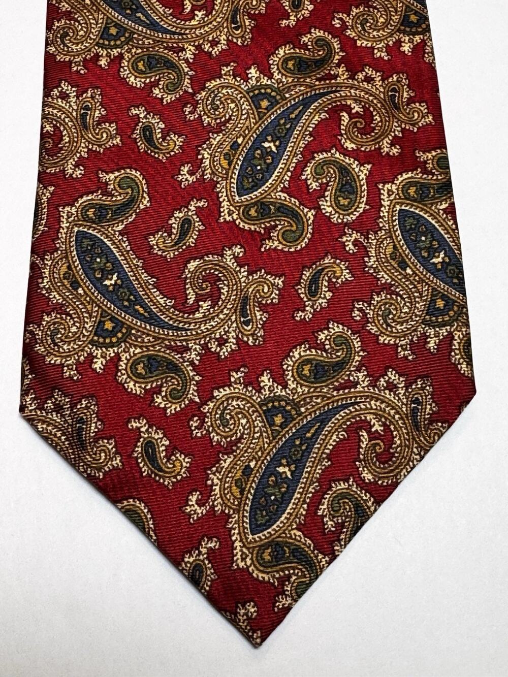 Burberrys Silk Tie Red Paisley Traditional Professor London New York Paris